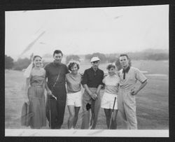 Hoagy Carmichael posing with five people at the Ojai Country Club.