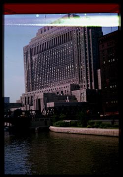 Image of the Chicago Daily News building