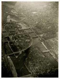 Aerial view of Siene River