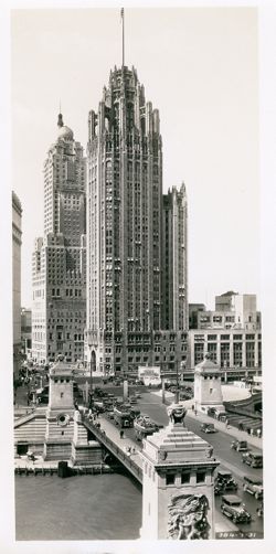 Michigan Ave Limestone structures