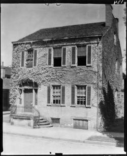 Sullivan home with vines, Madison, perpendicular