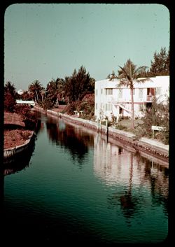 L-12= Collins canal from Lake Pancoast. Miami Beach