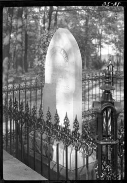 Nancy Hanks Lincoln old grave stone