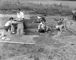 Group photo at excavation