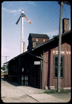 C.B. & Q. station at Yorkville, Ill.