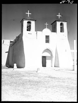Front view of Ranchos de Taos church, perp