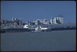 New Orleans ferry seen from Algiers.