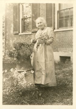 Louisa Wylie Boisen in garden