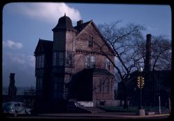 Old house at S.E. corner, Sheridan Rd. & Washington, WAUKEGAN Cushman