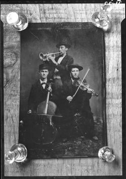 Old orchestra members, near Alaska