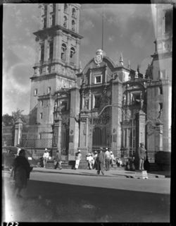 Church of Puebla, near park, policeman on box