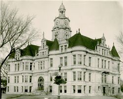 Dallas County Courthouse